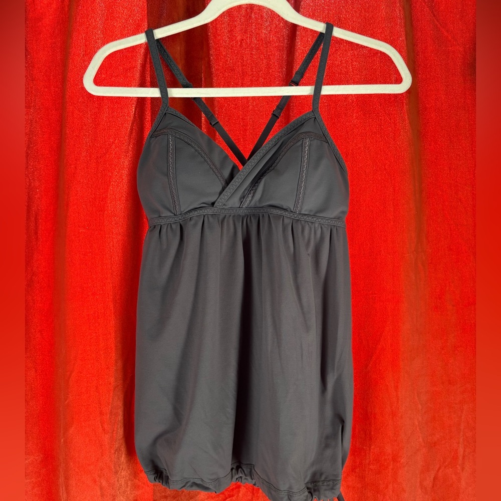 Lululemon Gray Workout Yoga Tank with Built-In Bra